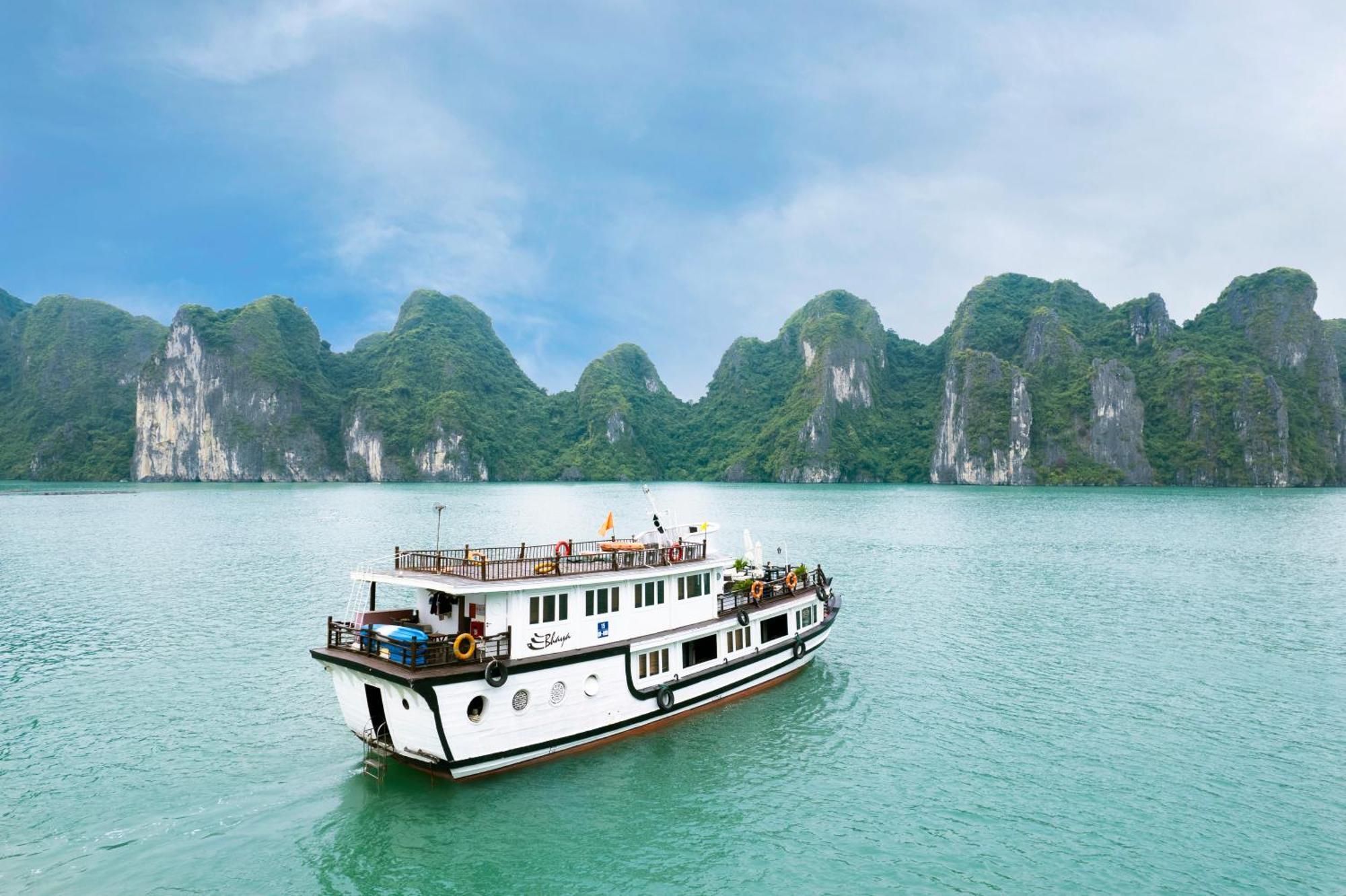 Bhaya Legend Cruises Hotell Ha Long Exteriör bild