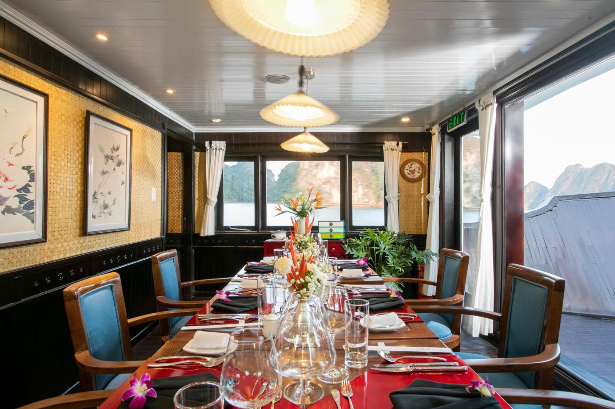Bhaya Legend Cruises Hotell Ha Long Exteriör bild