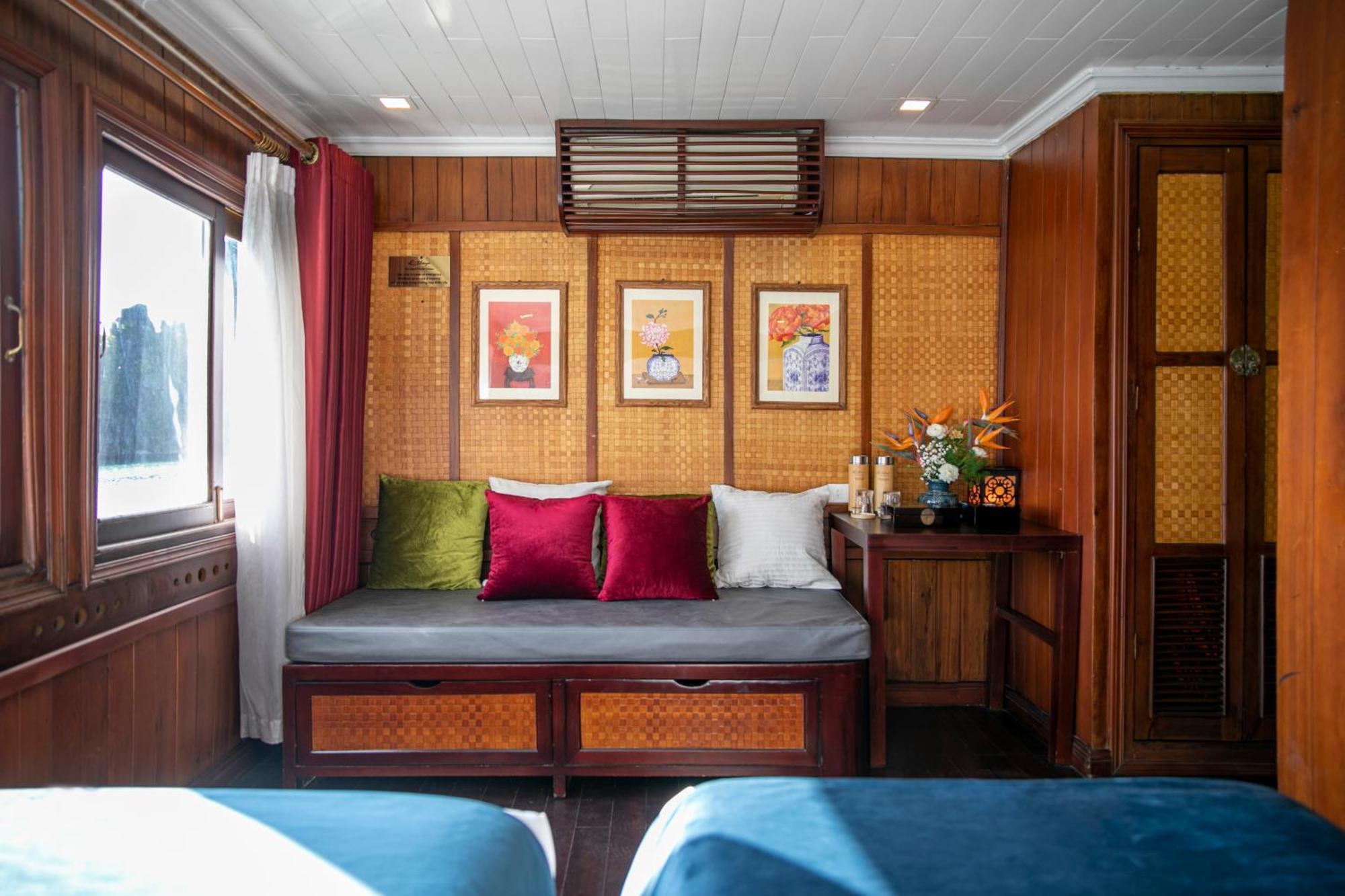 Bhaya Legend Cruises Hotell Ha Long Exteriör bild