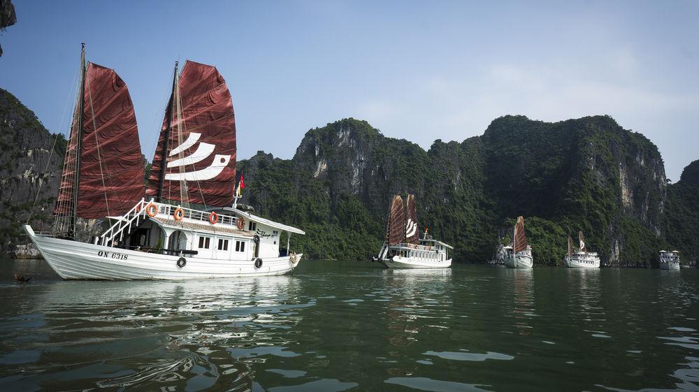 Bhaya Legend Cruises Hotell Ha Long Exteriör bild