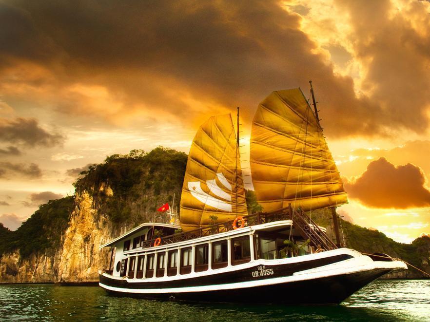 Bhaya Legend Cruises Hotell Ha Long Exteriör bild
